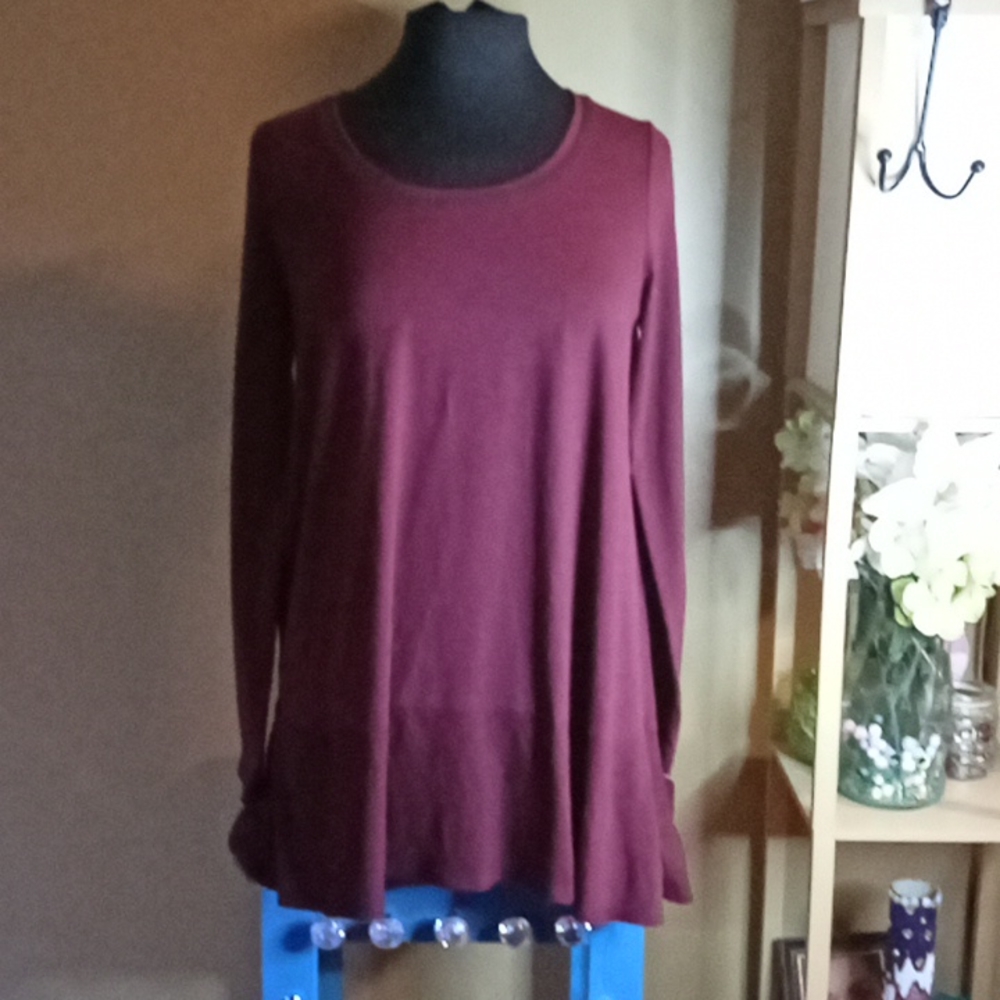 Motherhood maternity shirt